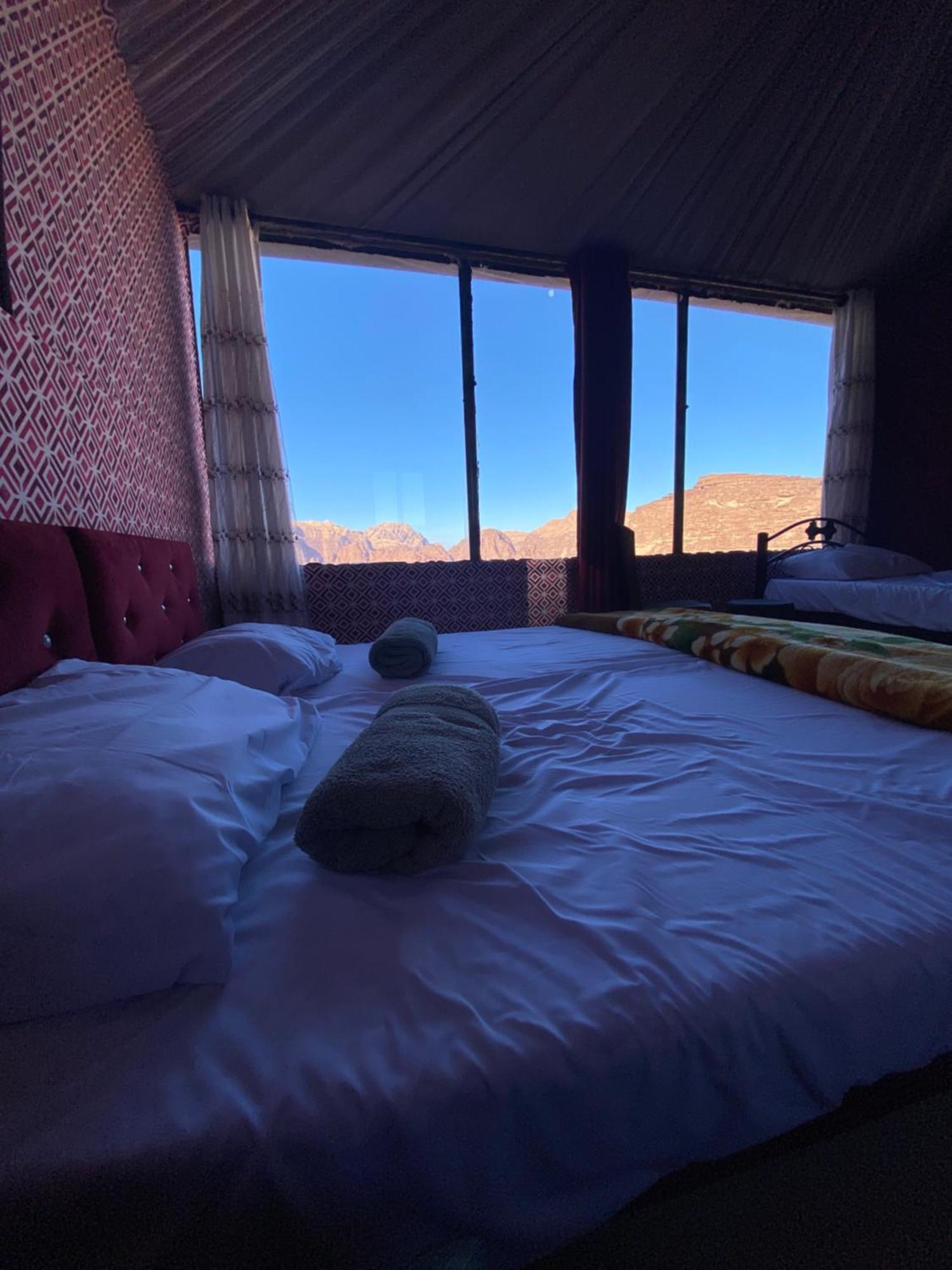 Wadi Rum Bedouin City Camp & Tours מראה חיצוני תמונה