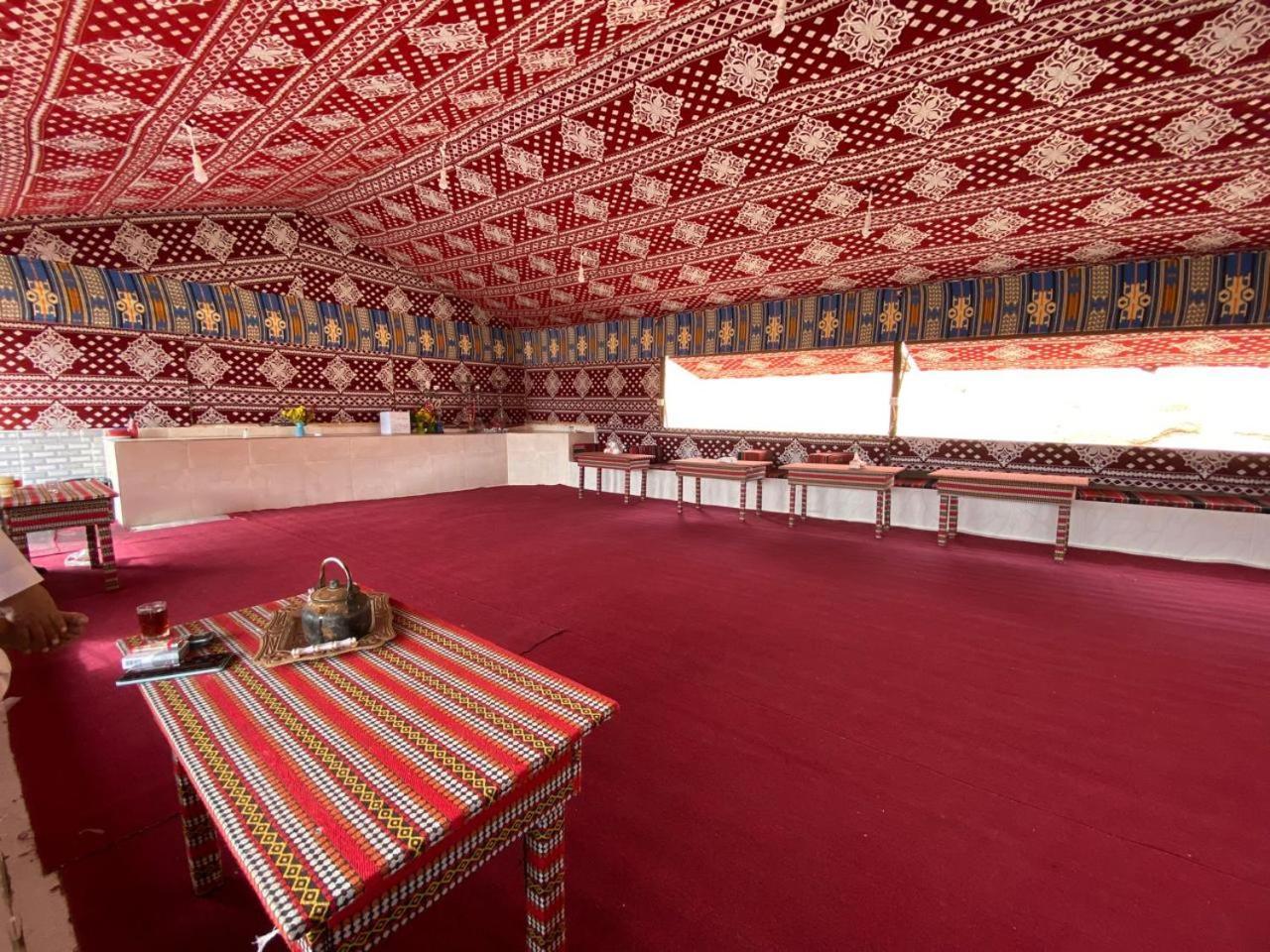 Wadi Rum Bedouin City Camp & Tours מראה חיצוני תמונה