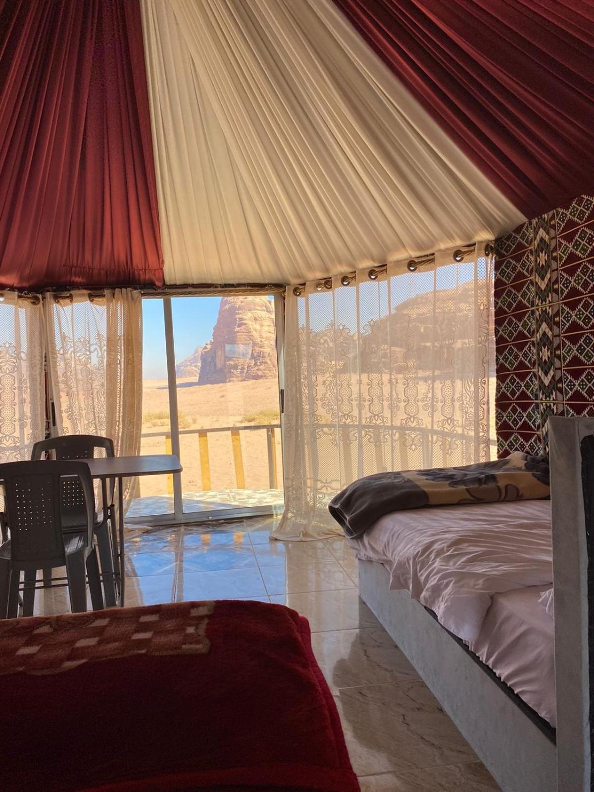 Wadi Rum Bedouin City Camp & Tours חדר תמונה