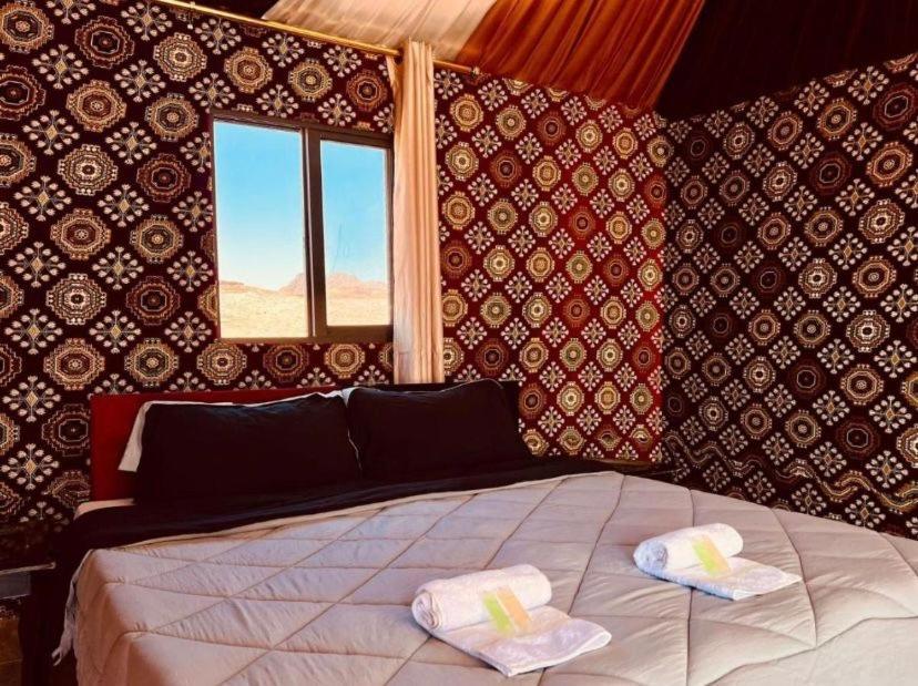 Wadi Rum Bedouin City Camp & Tours חדר תמונה